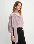 Effortlessly Elegant Loose Fit Autumn Top