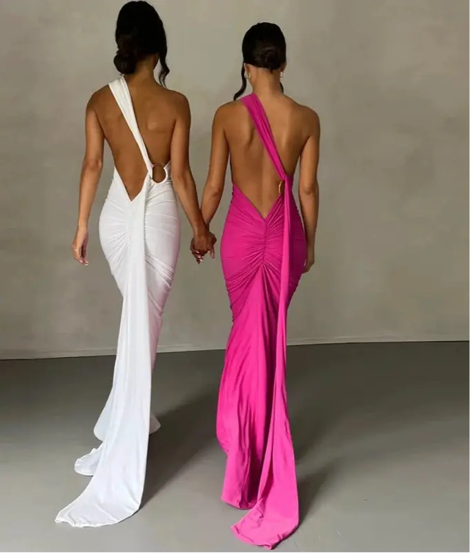 Elegant evening gown for weddings and formal events. - Loran