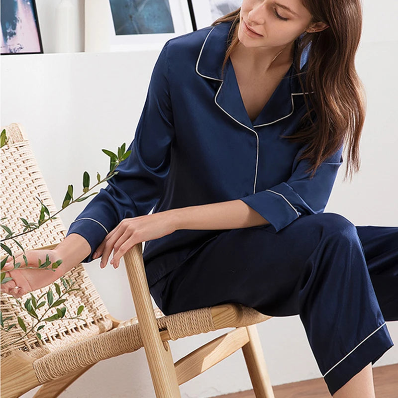 Luxury Women’s Natural Silk Pajamas Set Loran