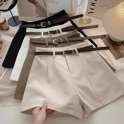 Vintage-Inspired Solid High-Waist A-Line Shorts - Loran