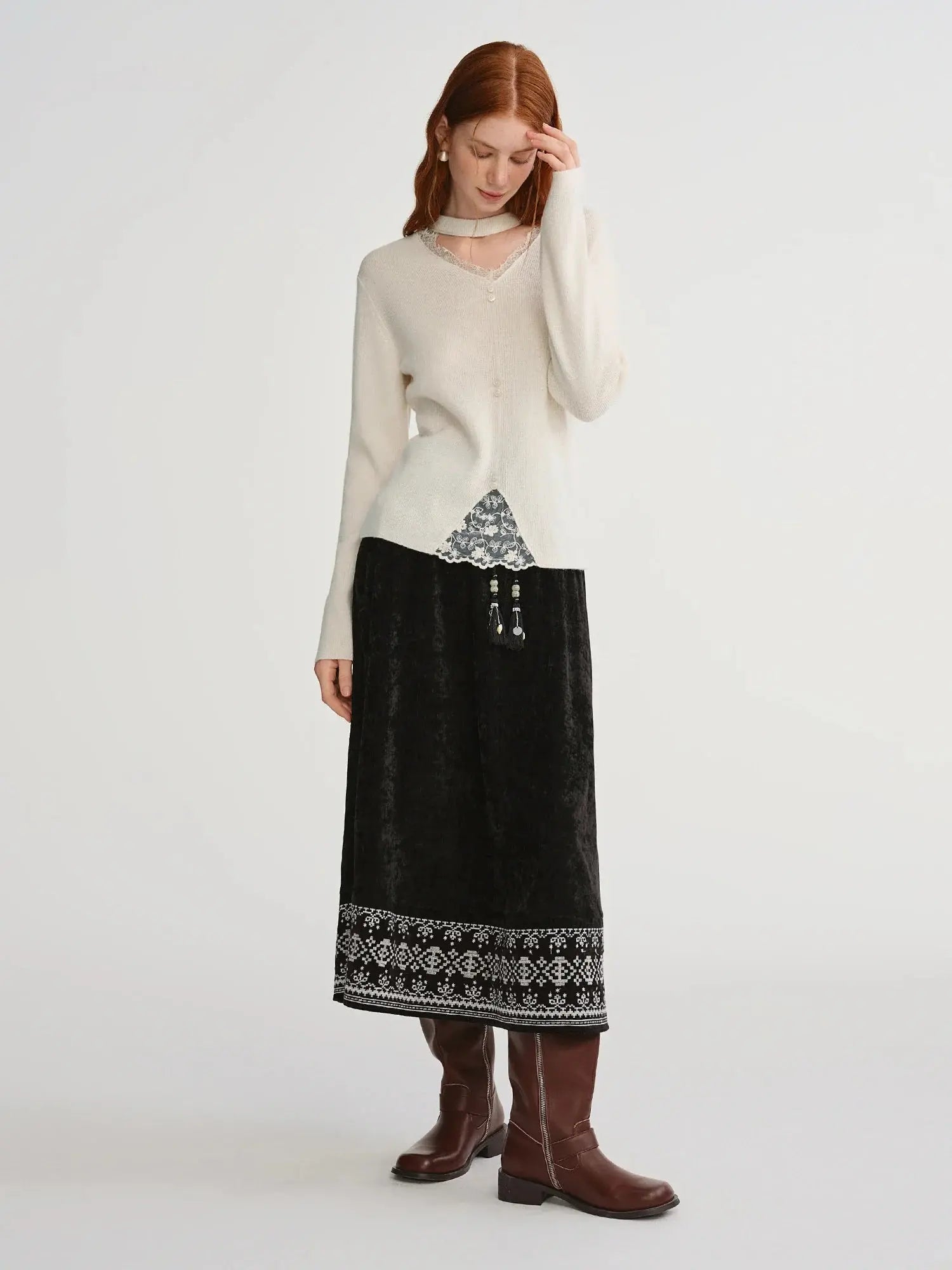 Plus-Size Wool Blend V-Neck Sweater - Loran