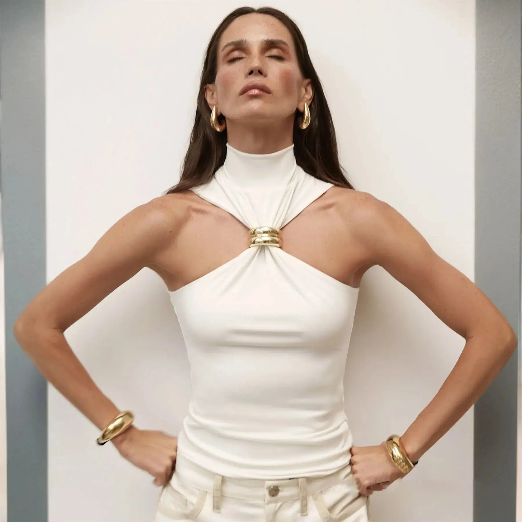 Sleeveless Knit Turtleneck Top with Metal Ring - Loran