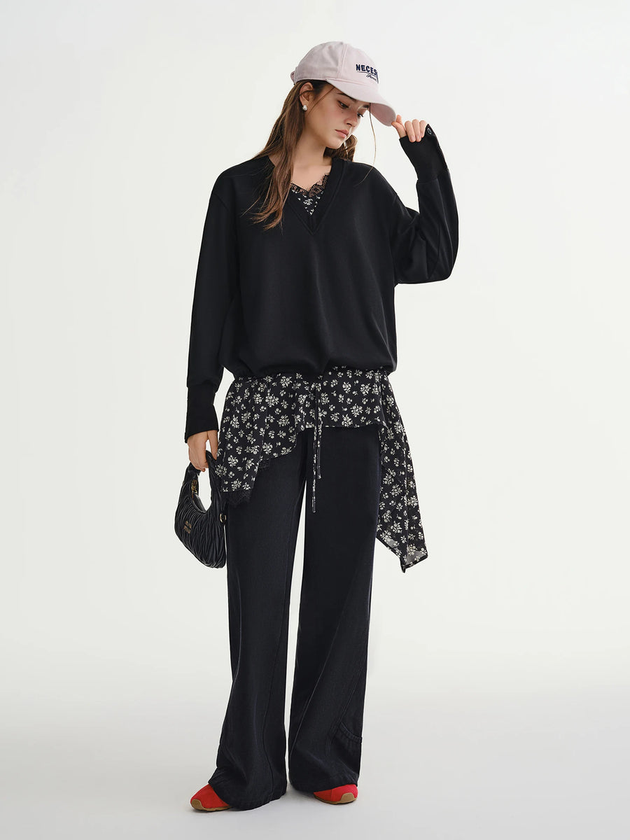 Fake Two-Piece Floral Plus Size Sweatshirt.