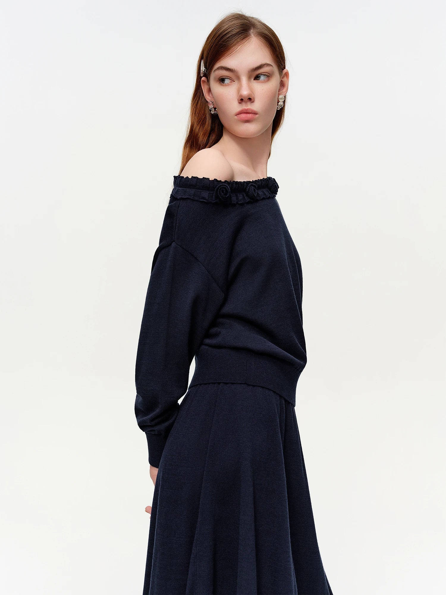 Stylish Trimmed Knit Set Off-Shoulder Top & Mini Skirt Loran