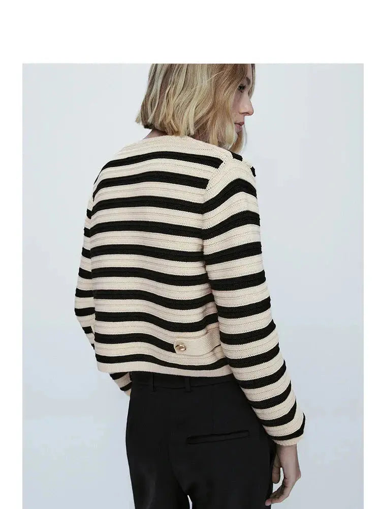 Short Button-Down Autumn Sweater LORAN STORE