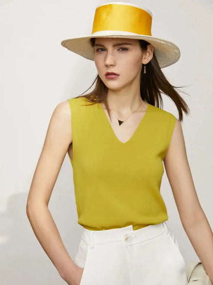 Minimalist V-Neck Summer Crop Top - Loran