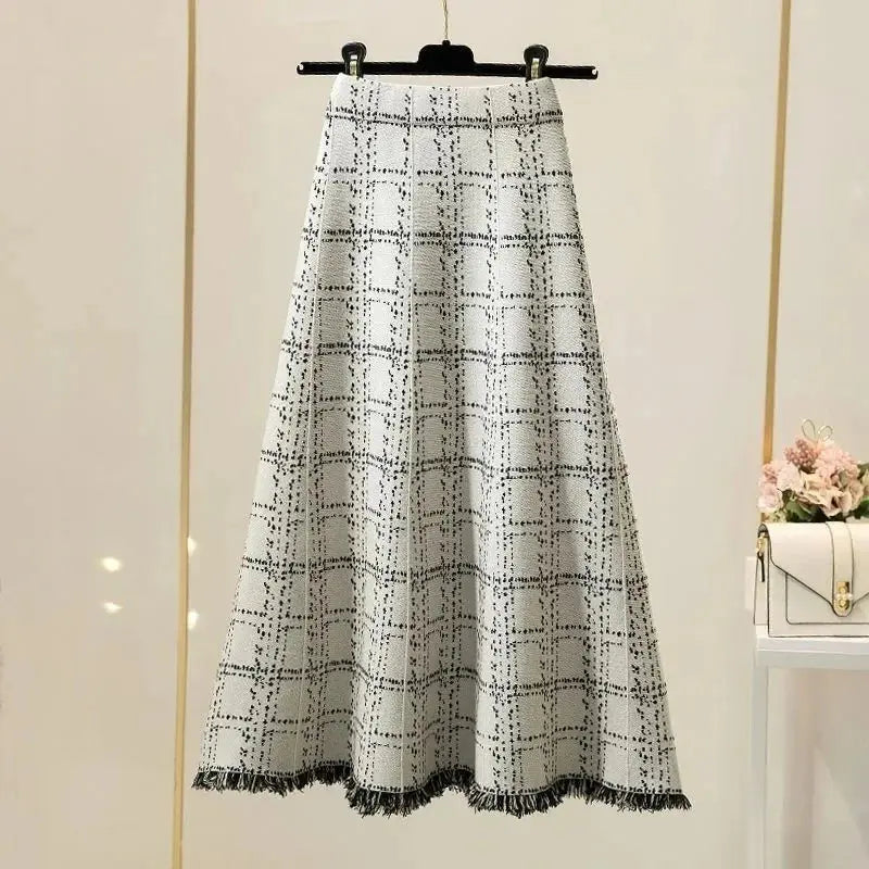 Korean-Style Autumn/Winter Knitted Skirt - Loran