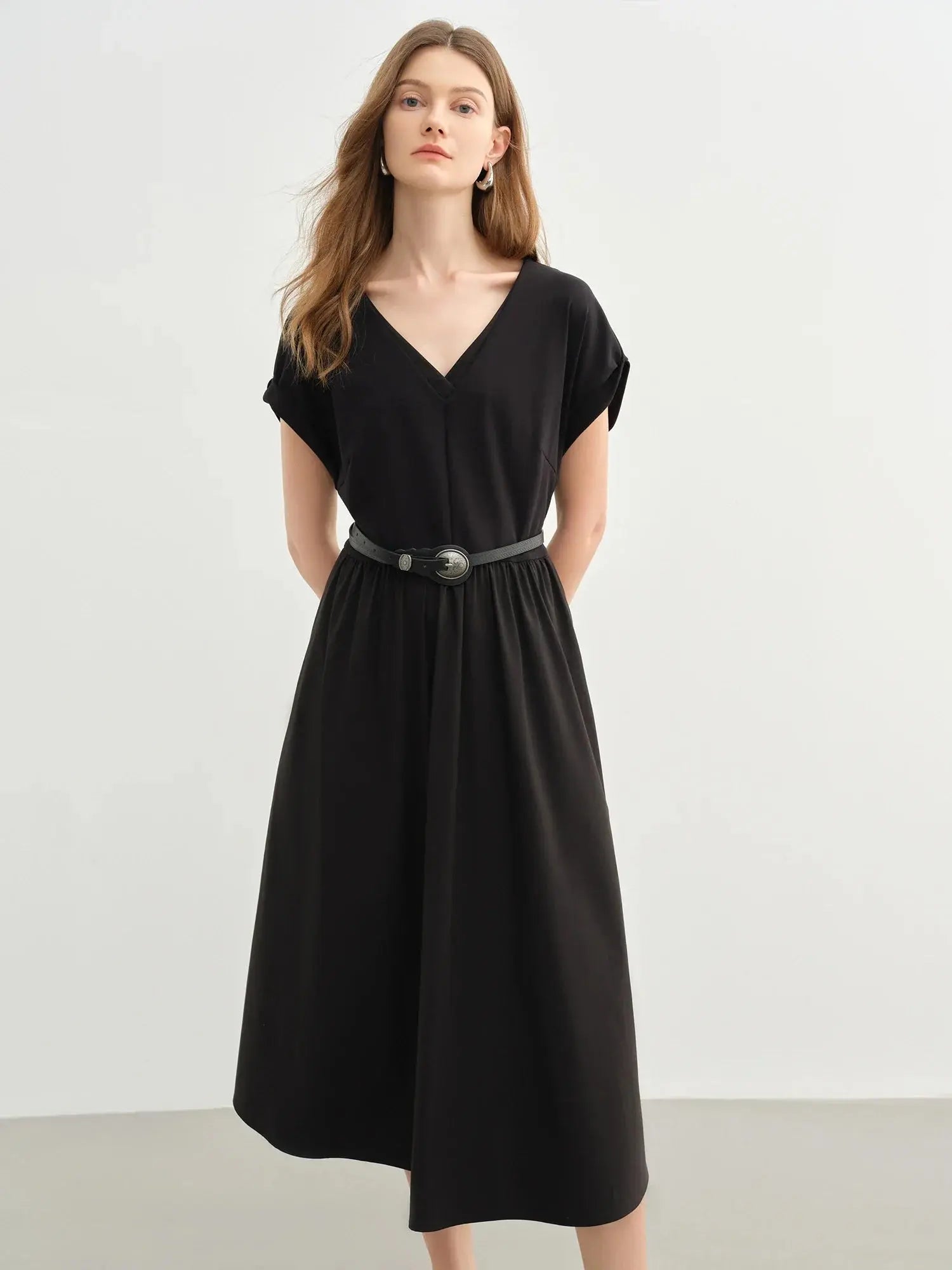 Elegant Plus-Size V-Neck Waist Dress - Loran