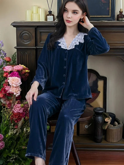 Minimalist & Elegant BirdTree Silk & Velvet Pajama Set Loran