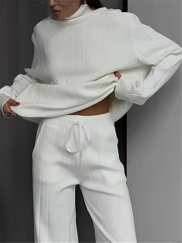 Women's White Knitted Turtleneck & Jogger Pant 2-Piece Set - Loran