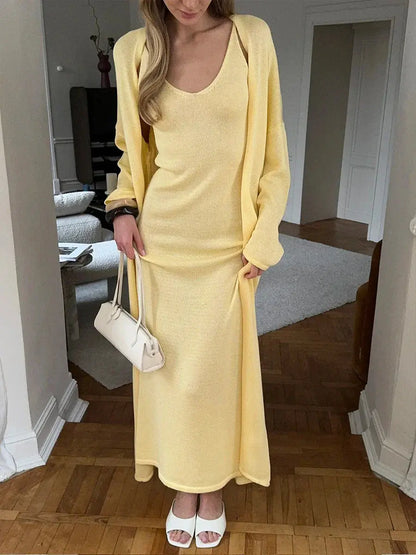 Effortless Soft-Knit Two-Piece Set with Long Cardigan - Loran