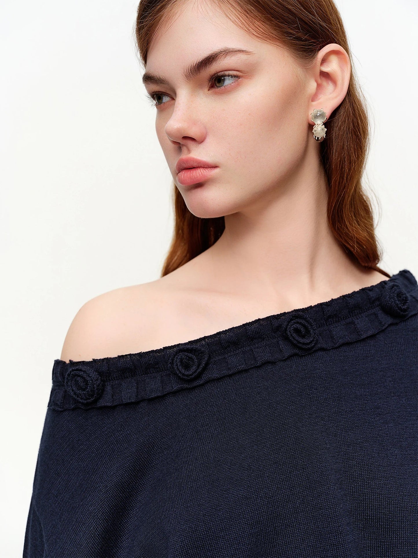 Stylish Trimmed Knit Set Off-Shoulder Top & Mini Skirt Loran