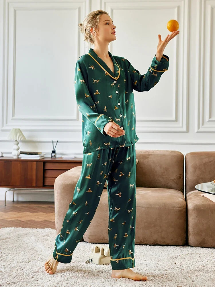 Mulberry Silk Kitty Pyjama Set Autumn Nightwear Loran