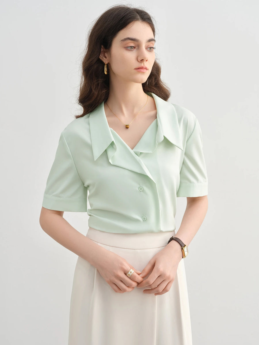 Plus Size Lapel Commuter Blouse