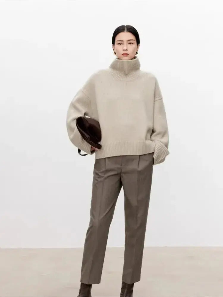 Luxurious Pure Cashmere Turtleneck Sweater - Loran