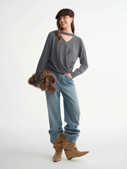 Plus-Size Floating Ribbon V-Neck Sweater - Loran