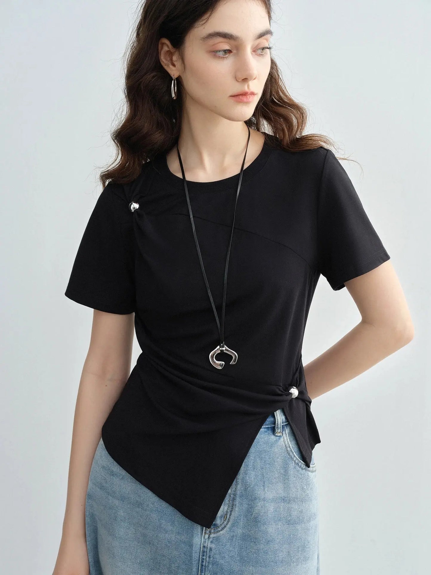 Chic Minimalist Short-Sleeve Top LORAN STORE