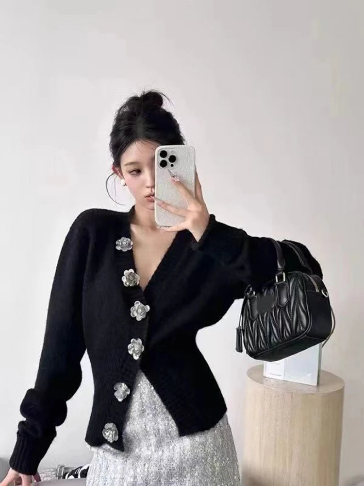 Retro Slim-Fit Floral Button Cardigan