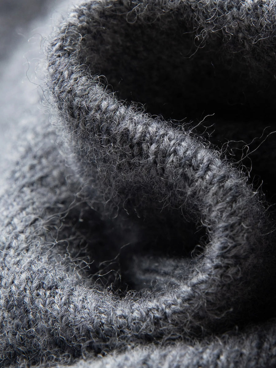 Plus-Size Floating Ribbon V-Neck Sweater