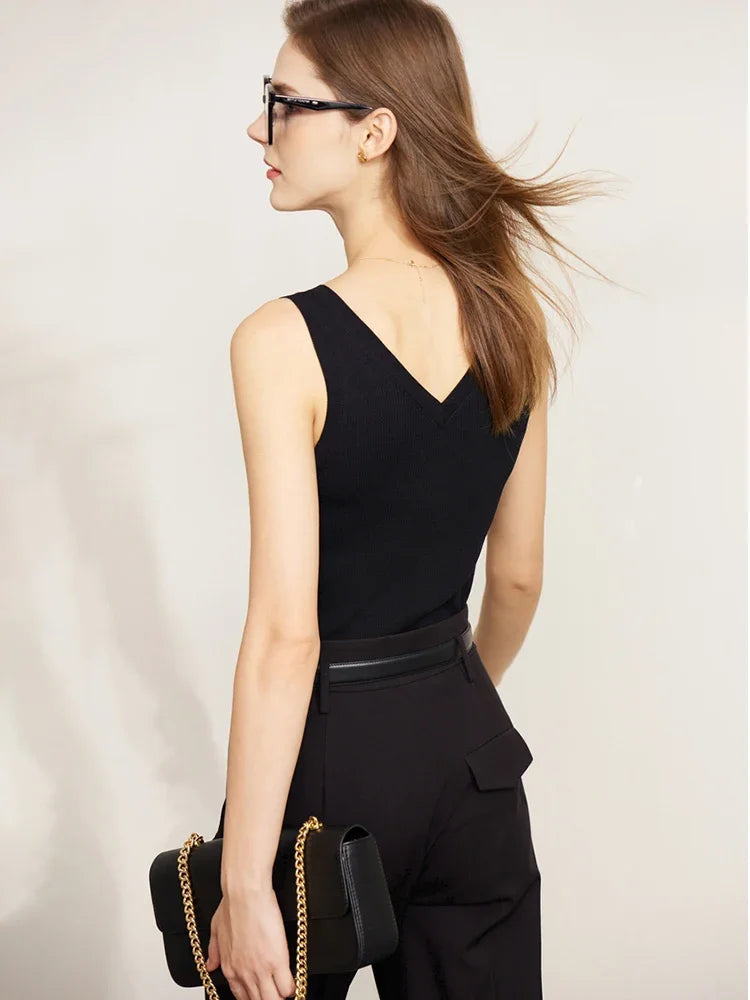 Women’s V-Neck Knitted Tank Top Minimalist Summer Vest Loran
