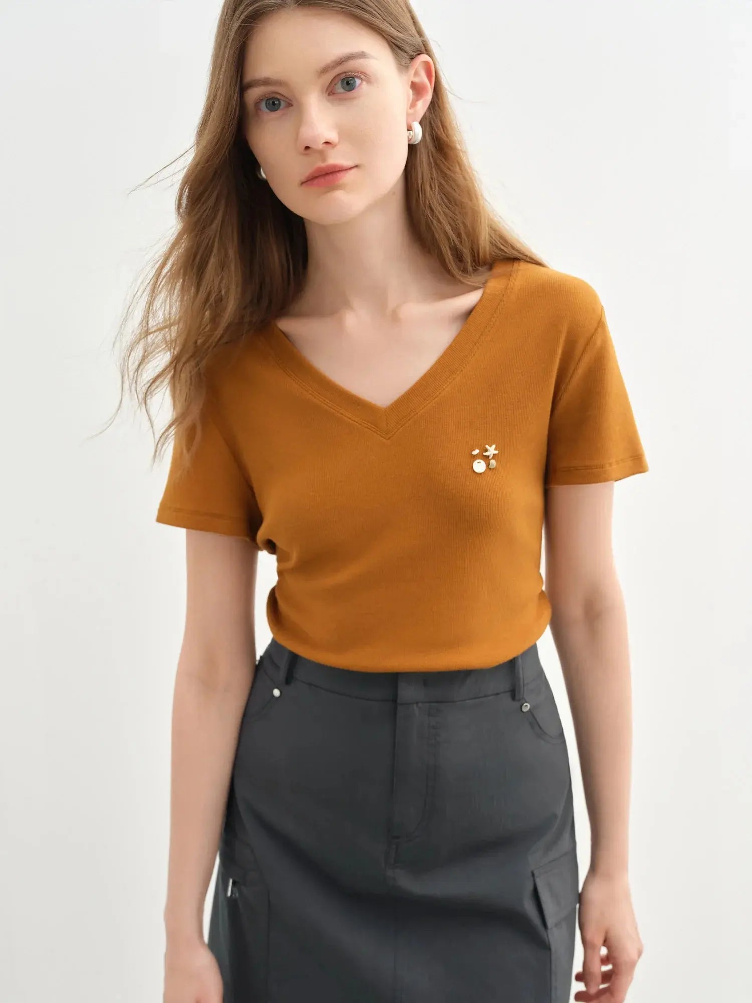 Women’s Slim Fit V-Neck T-Shirt - Loran