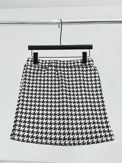 Elegant High-Waist Short Skirt with Comfortable Elastic Waist - Loran