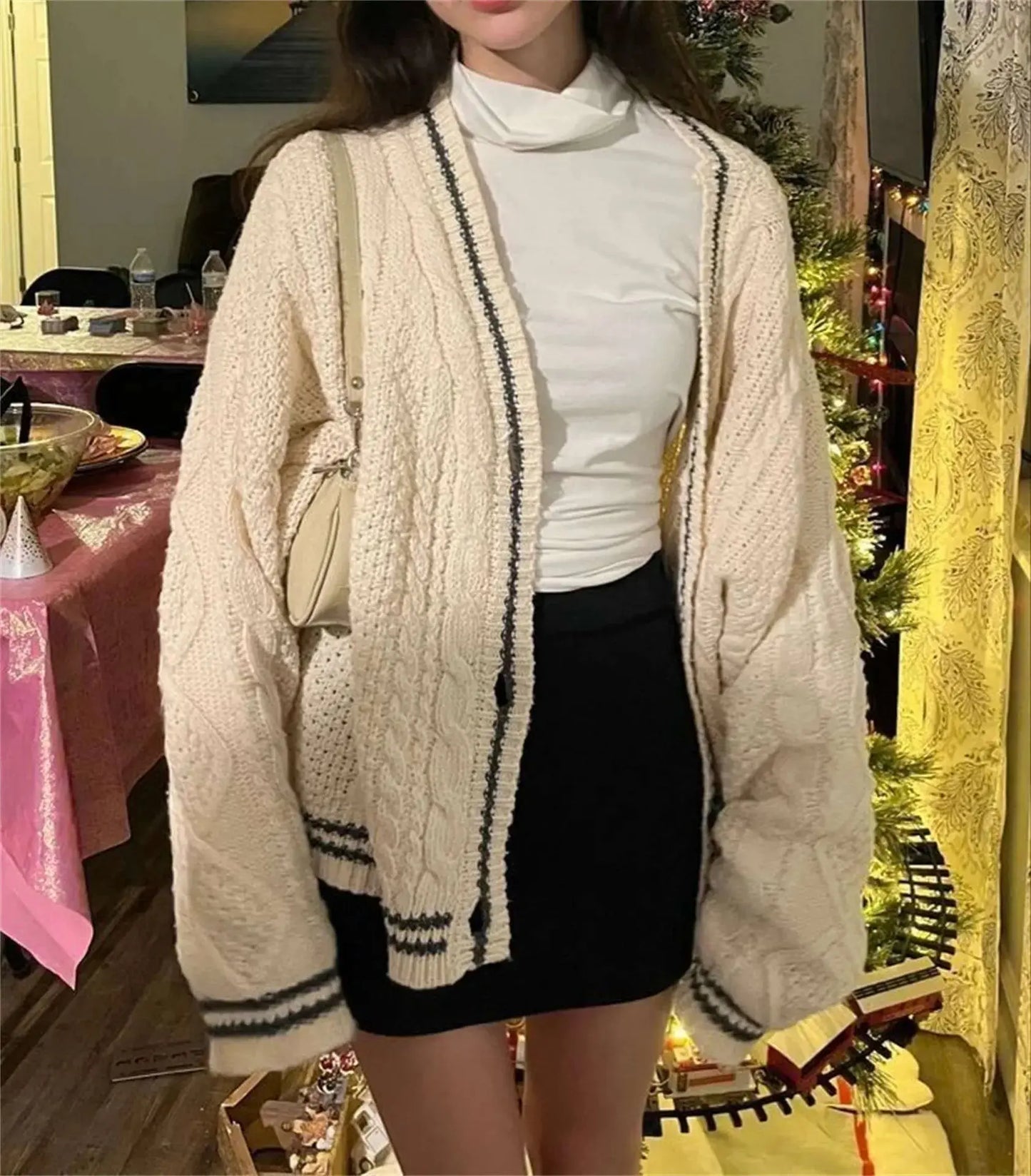 Vintage Star-Embroidered Oversized Cardigan Sweater - Loran