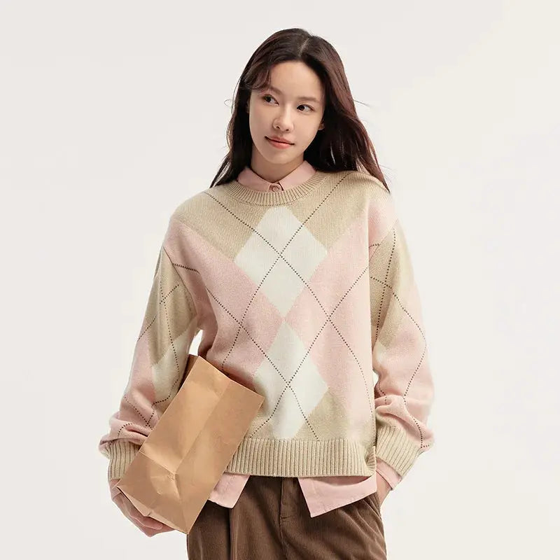Women's Diamond Color Block Sweater LORAN STORE