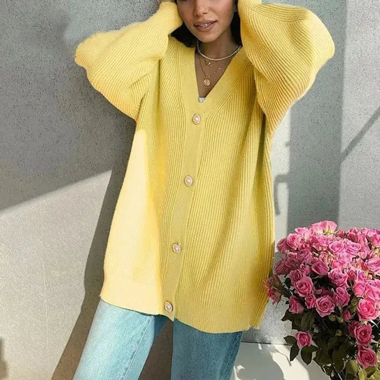 Elegant V-Neck Cardigan Sweater - Loran