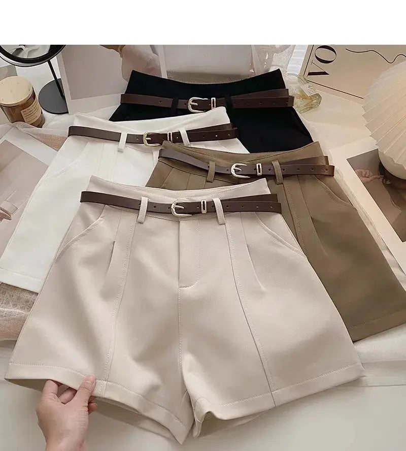 Vintage-Inspired Solid High-Waist A-Line Shorts - Loran