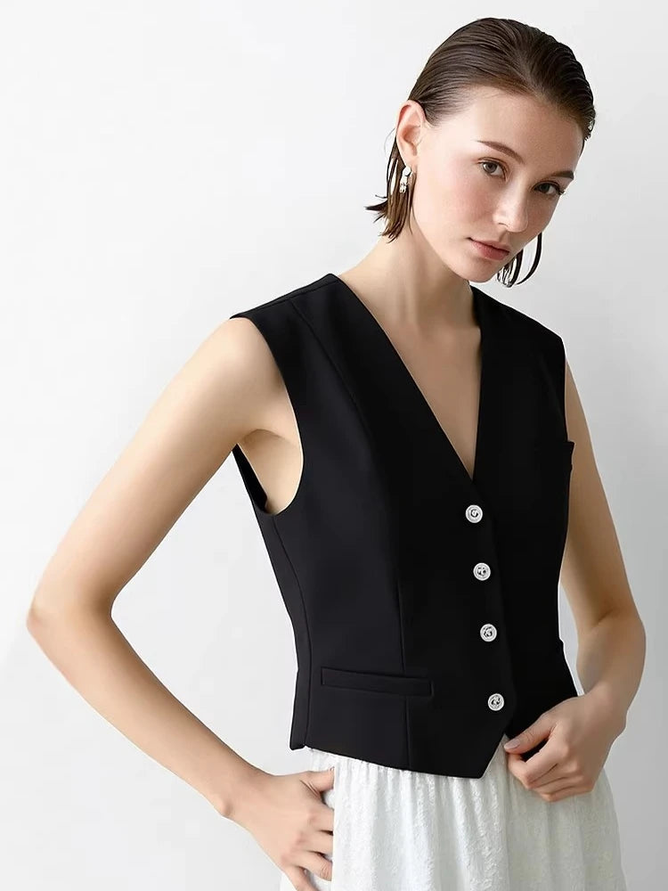 Amii Women's Vest 2026 Spring New Commuter V-neck Buckle Sleeveless Vest Female Slim Short Solid Color Versatile Top 12621085 Loran