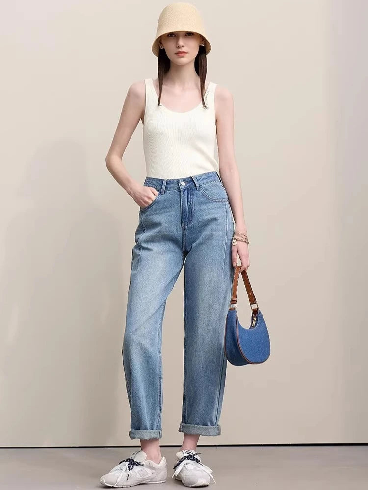 Amii Top Women 2026 Spring New U-neck Letter Jacquard Slim Vest Camisole Casual Sleeveless Knitted Women's Inner Top 12611005 Loran