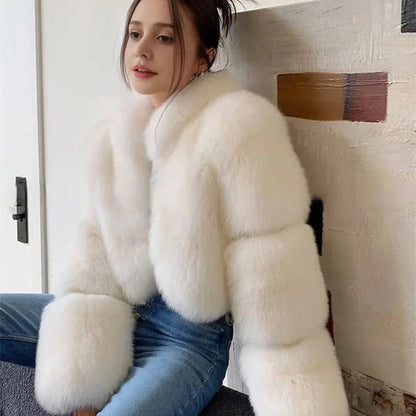 Natural Fox Fur Coat: Short, Wild, & Young Catwalk Style - Loran