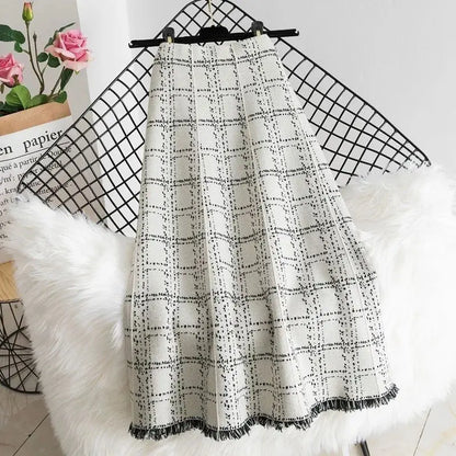 Korean-Style Autumn/Winter Knitted Skirt - Loran