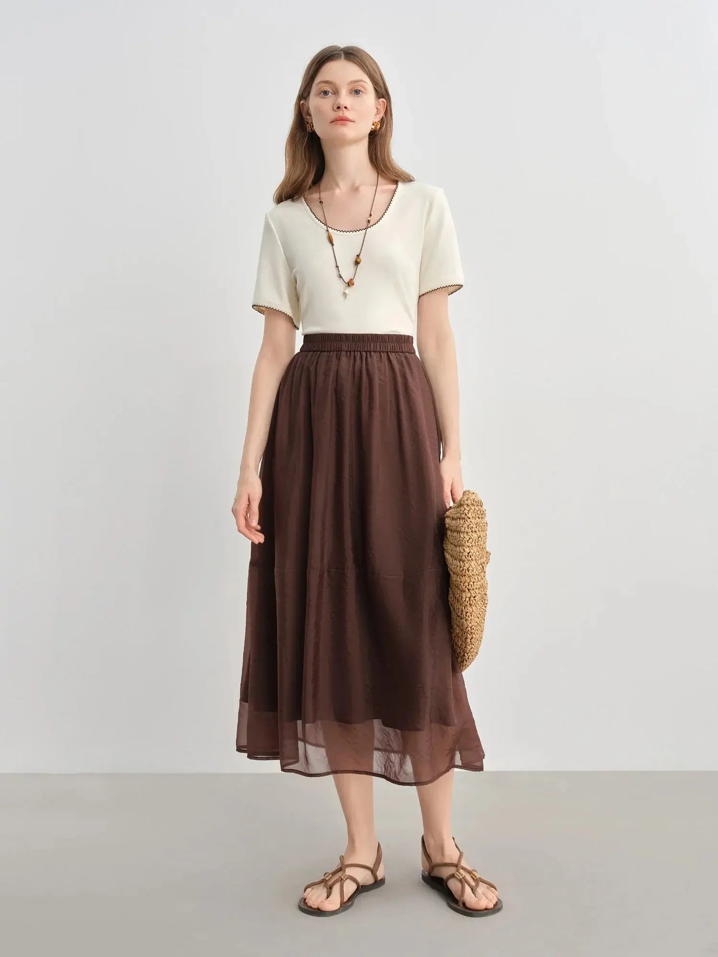 Chic Embroidered Contrast Lace T-Shirt - Loran