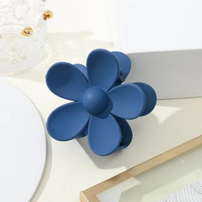 Blue Women's Claw Clip Simple & Fashionable Hair Accessory