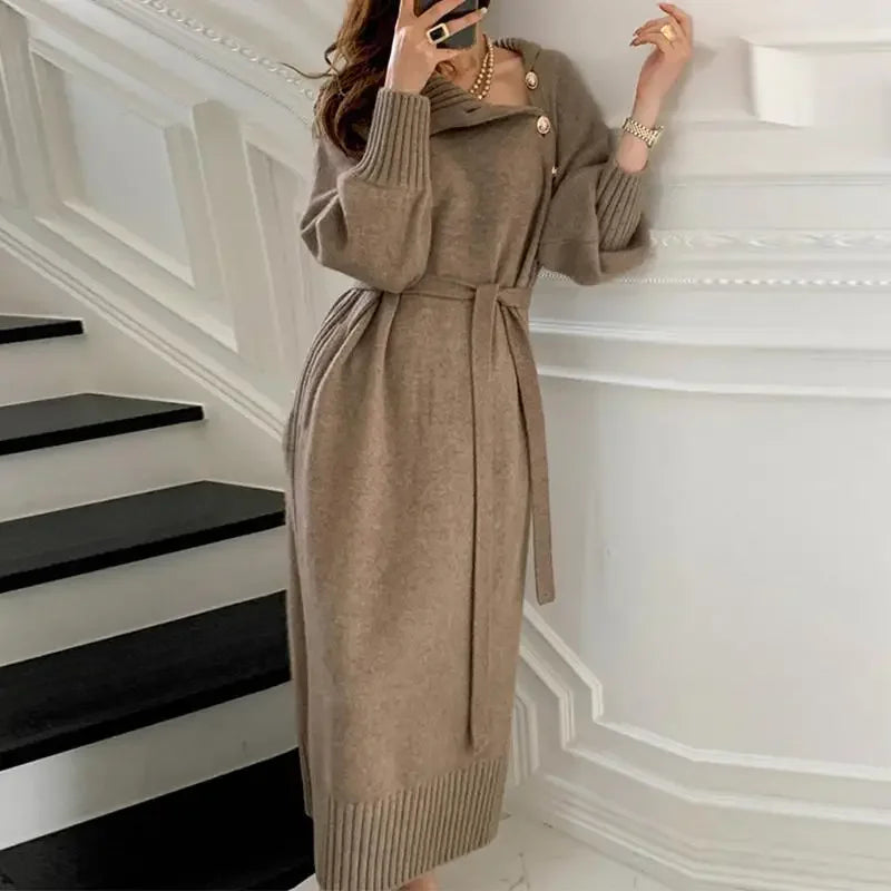 Elegant Knee-Length Autumn/Winter Knit
