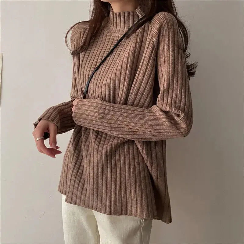 Loose-Fit Turtleneck Sweater for Winter - Loran
