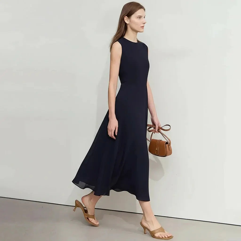 Women's Slim-Fit Round Neck Long Dress - Loran