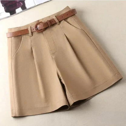 Structured Cotton Shorts: Straight-Leg Style with Belt - Loran