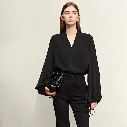 Amii Chiffon Women's Blouse 2025 Autumn New V-neck Letter Embroidered Top Elegant Lantern Sleeve Loose Women's Shirt 12421028 Loran