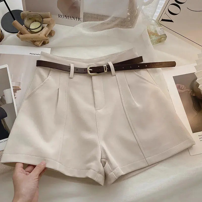 Vintage-Inspired Solid High-Waist A-Line Shorts - Loran