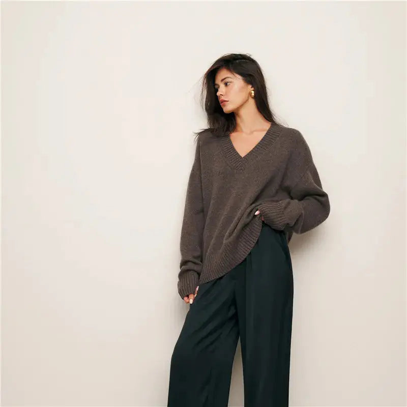 Solid Color Knitted Wool Sweater - Loran