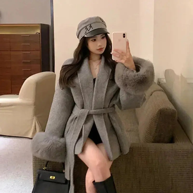 Elegant Wool Coat with Fur Patchwork - Loran
