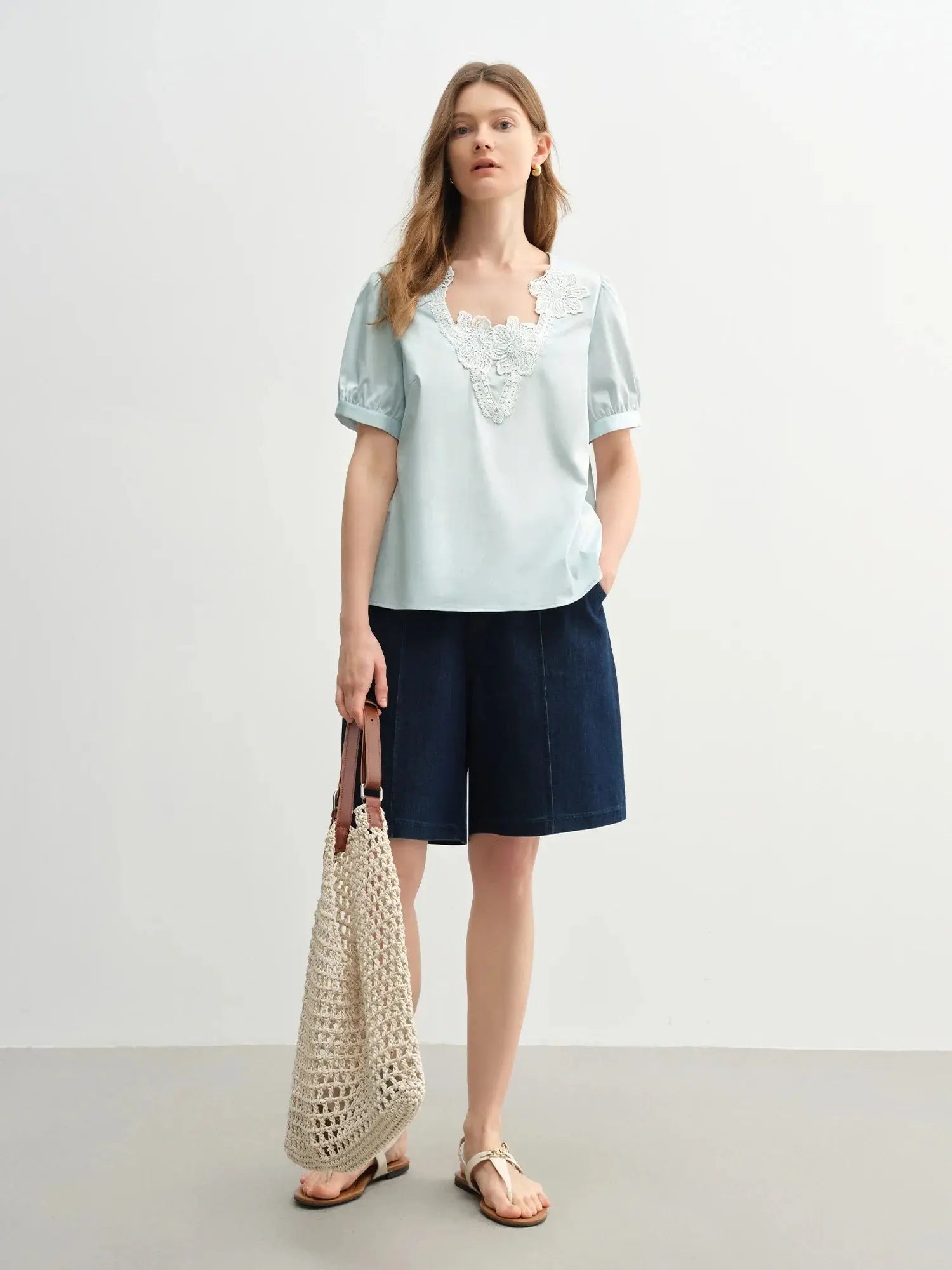 Embroidered Short Sleeve Plus Size Top - Loran