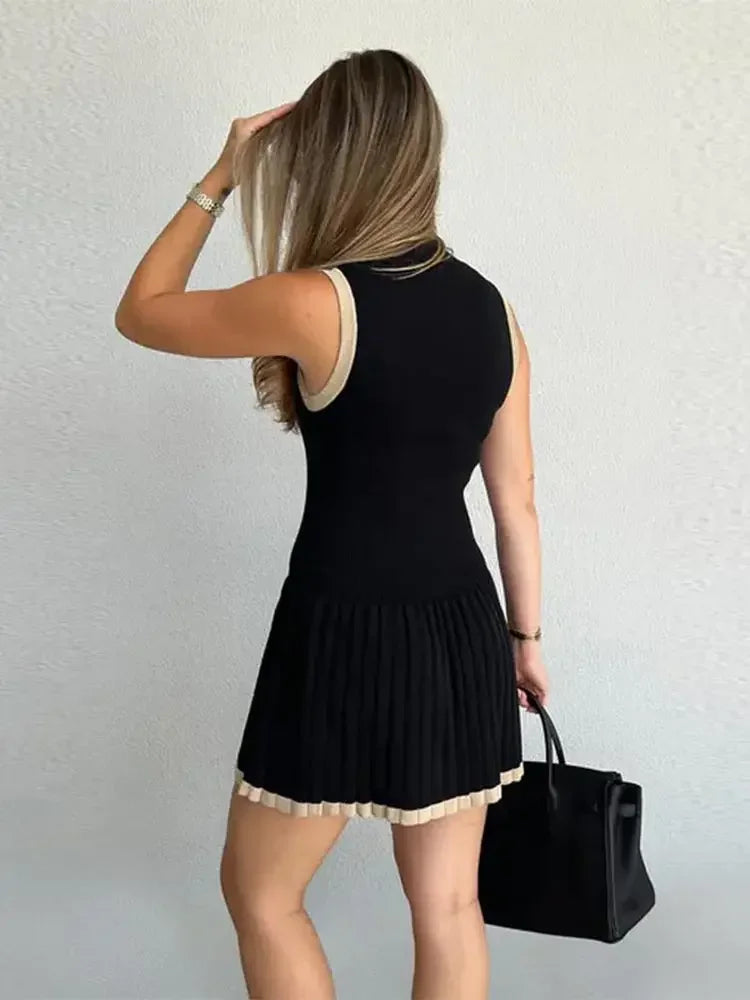 Sleeveless High-Waisted Mini Dress in Elegant Knit