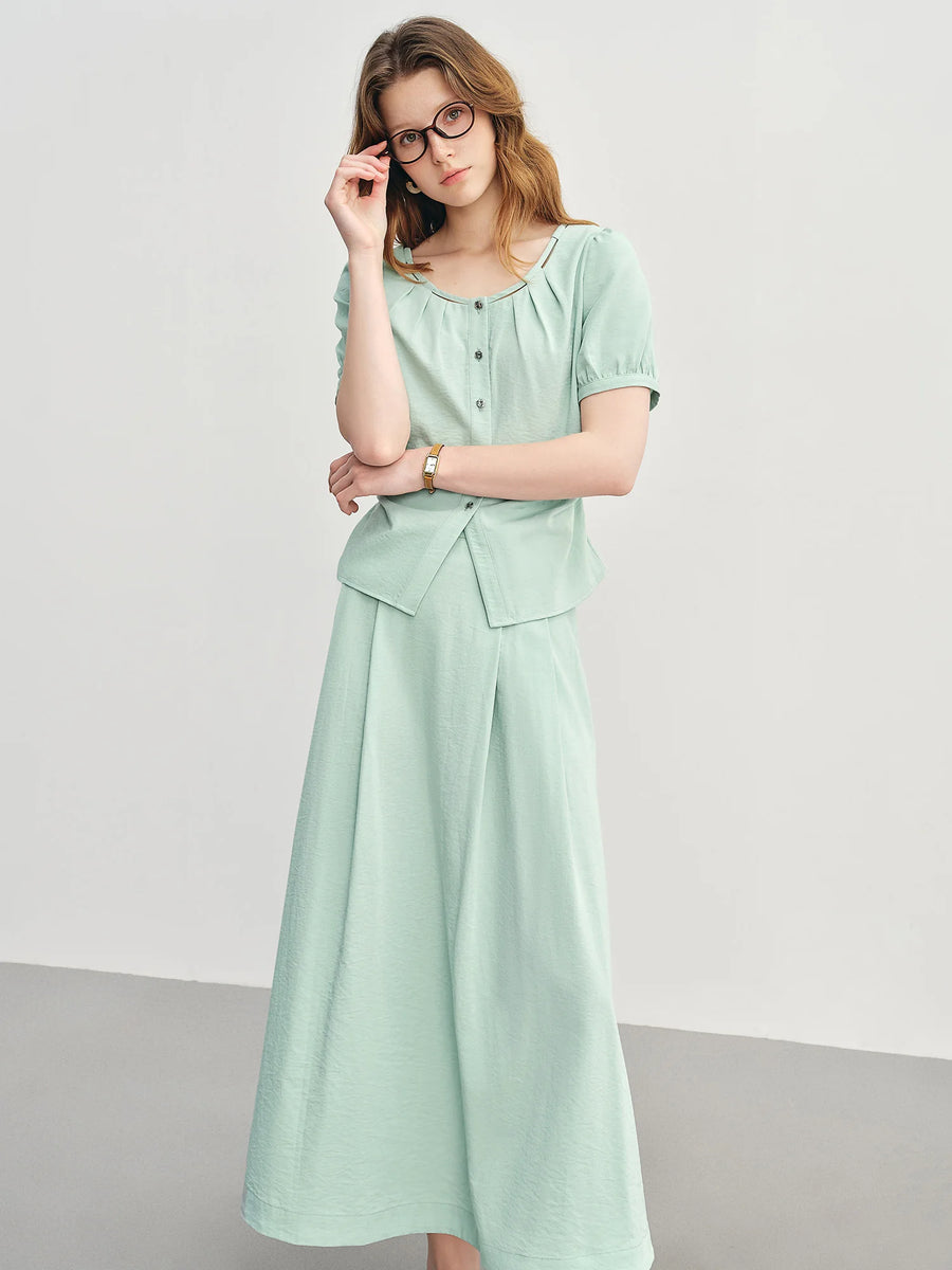 Pleated Short-Sleeve Shirt + Slim Skirt for Summer.