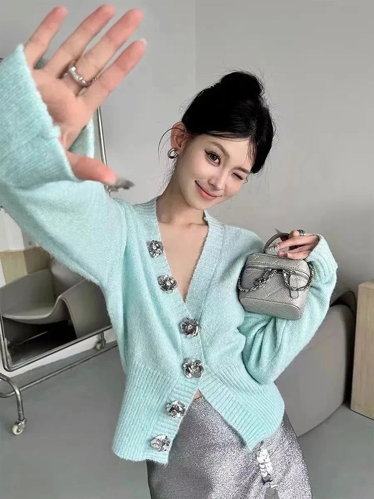 Retro Slim-Fit Floral Button Cardigan