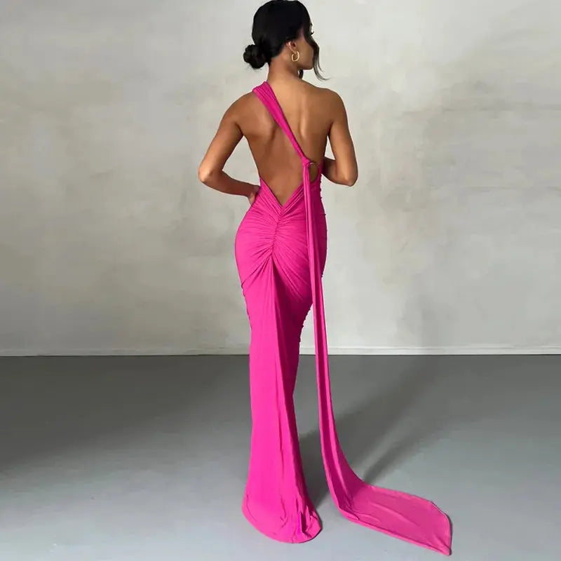 Elegant evening gown for weddings and formal events. - Loran