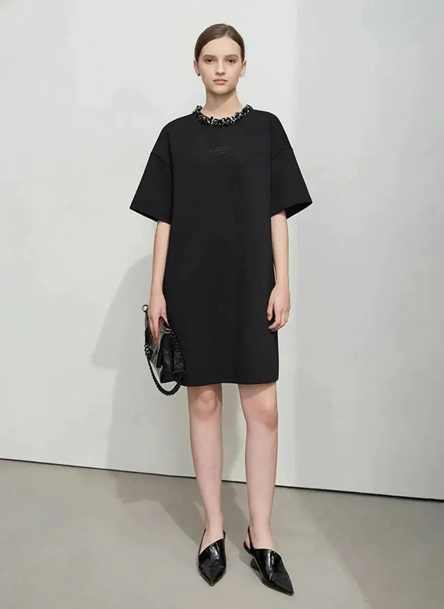 Elegant Mid-Length Knit Dress with Short Sleeves - Loran
